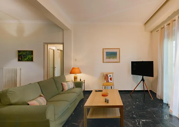 Leda's Nea Chora Flat, Near And Old Port *