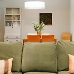 Apartment Leda's Nea Chora Flat, Near And Old Port Chania (Crete)
