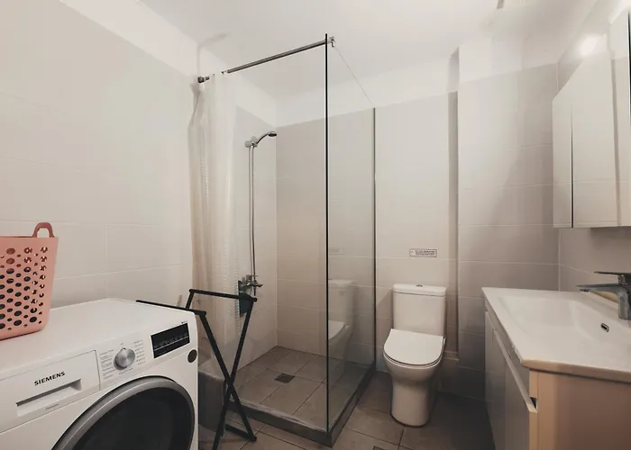 Leda's Nea Chora Flat, Near And Old Port *