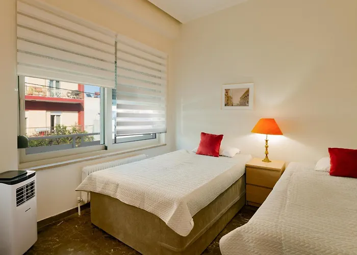 Leda's Nea Chora Flat, Near And Old Port *